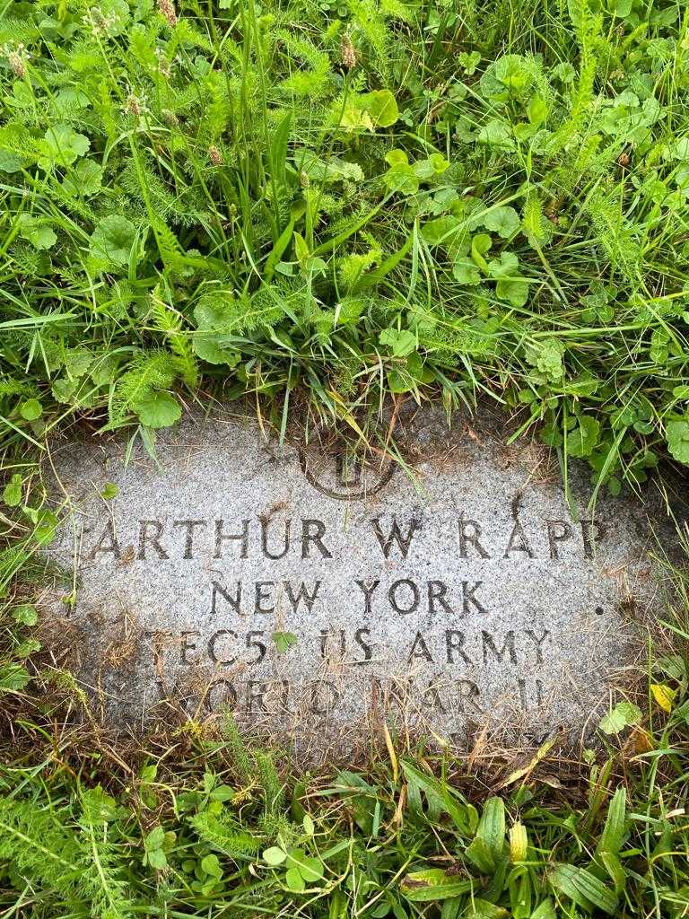 Arthur W. Rapp's grave. Photo 4
