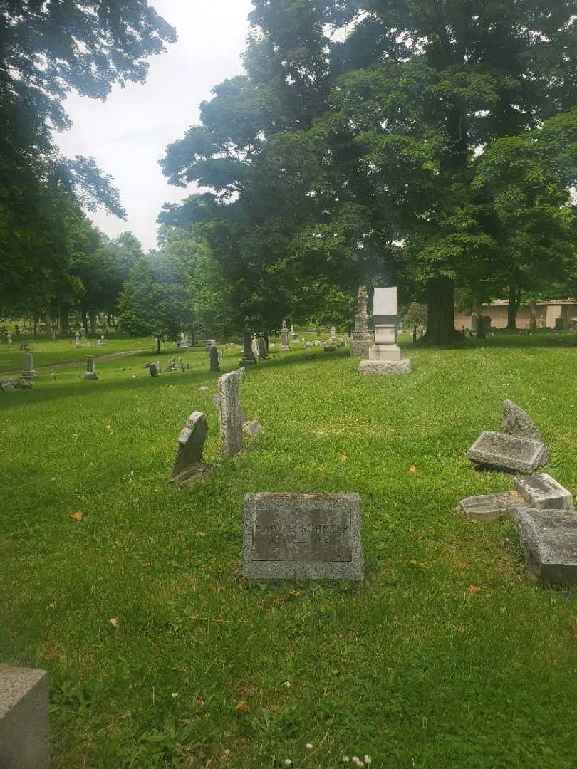 Mary H. Schmeer's grave. Photo 2