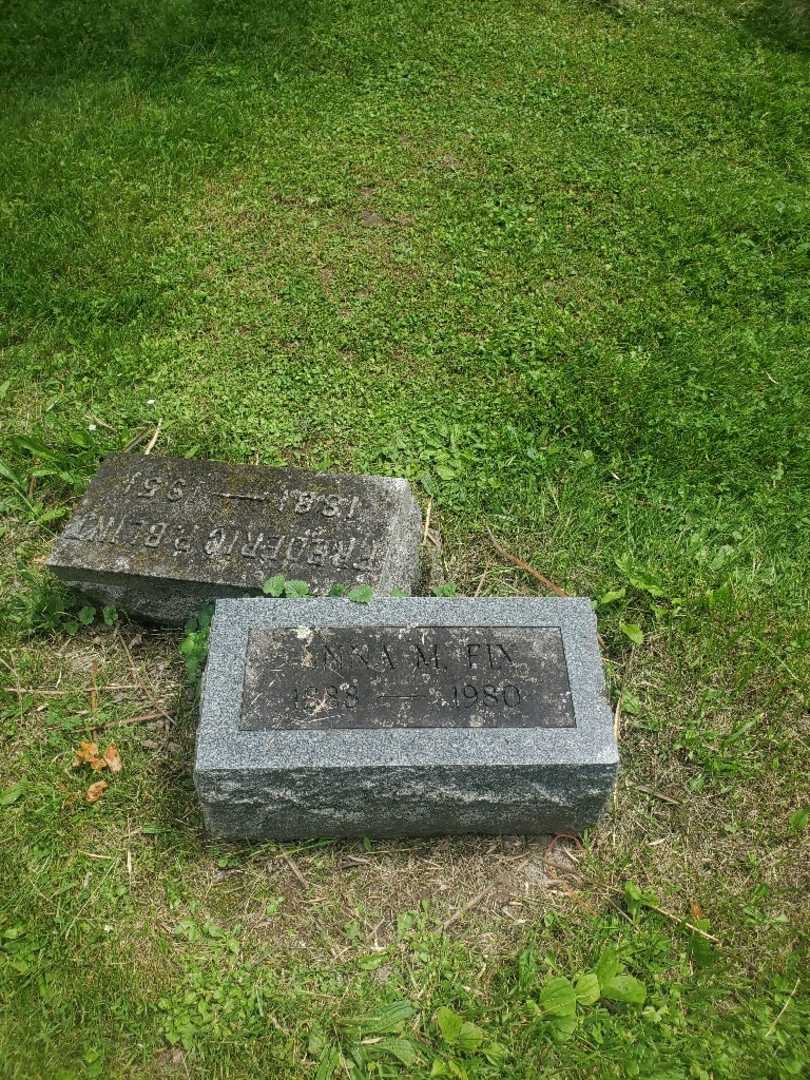 Anna Fix Kimman's grave. Photo 3