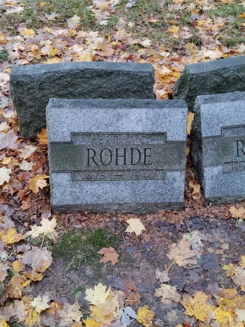 Herman C. Rohde's grave. Photo 3