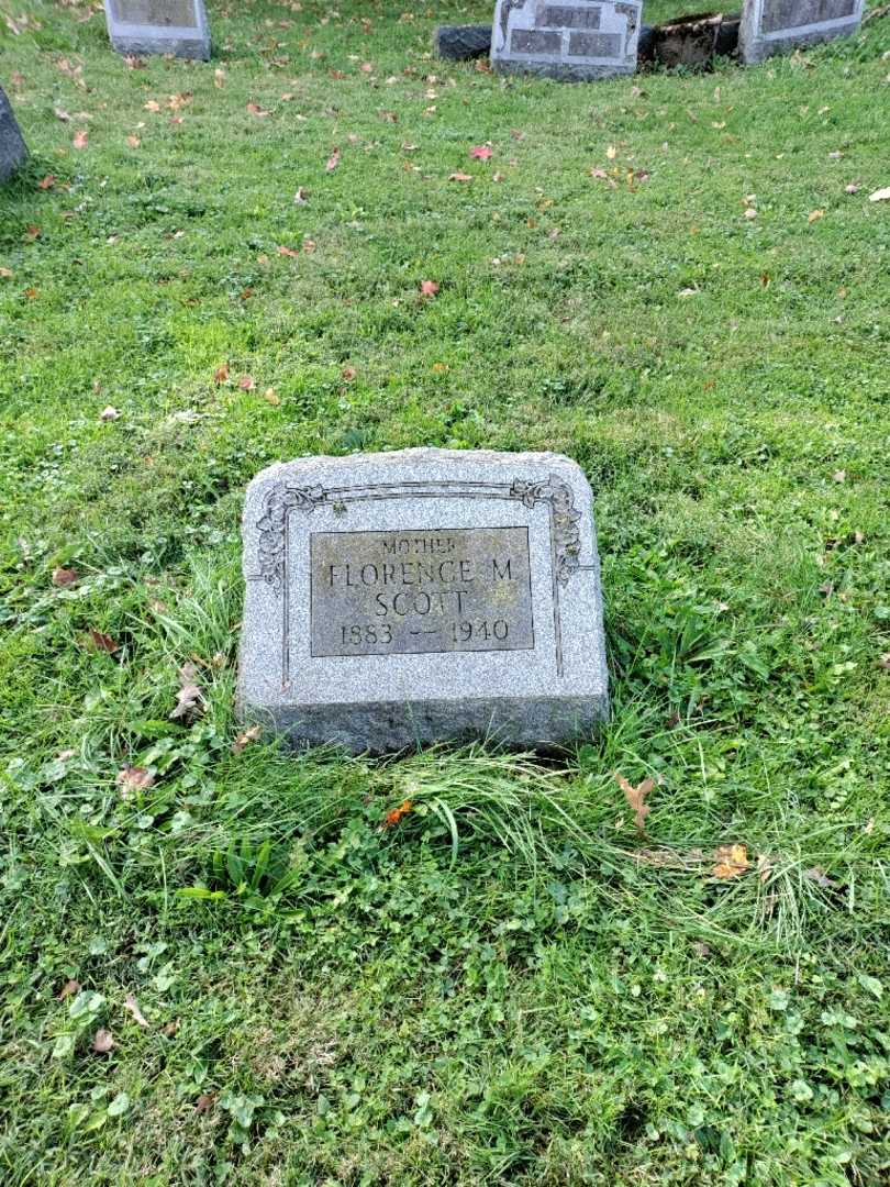 Florence M. Scott's grave. Photo 2