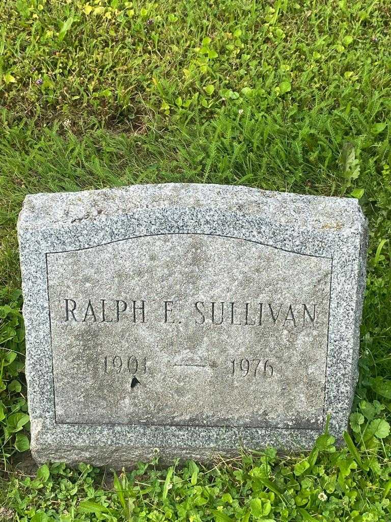 Ralph E. Sullivan's grave. Photo 3