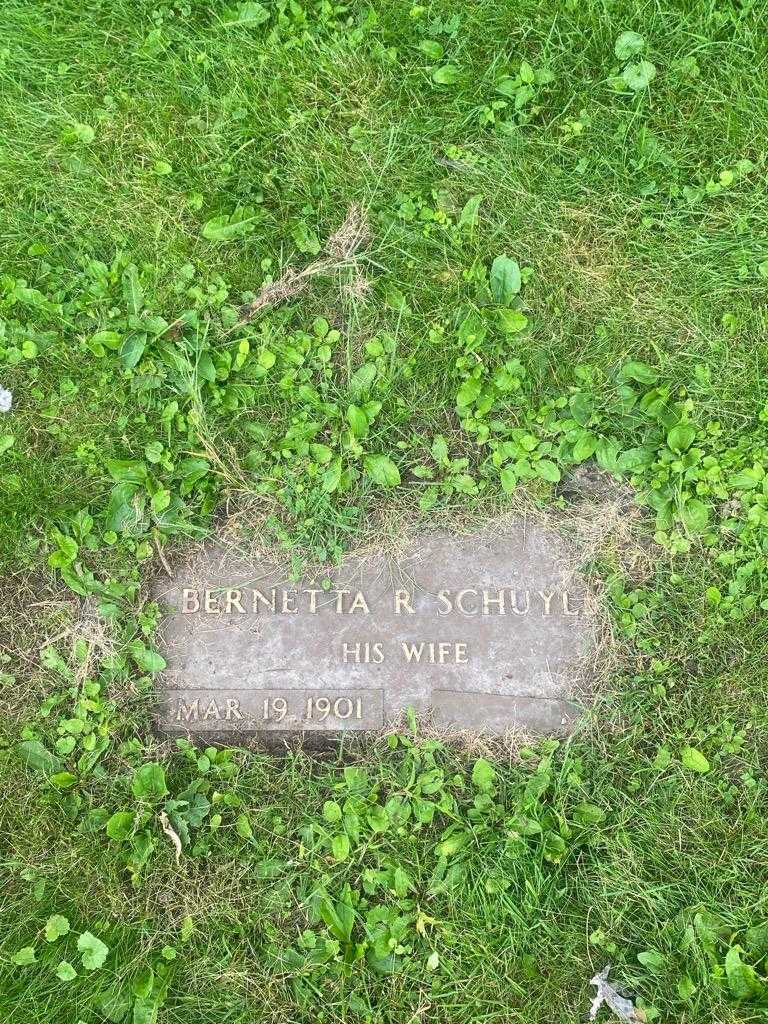 Bernetta R. Schuyler's grave. Photo 3