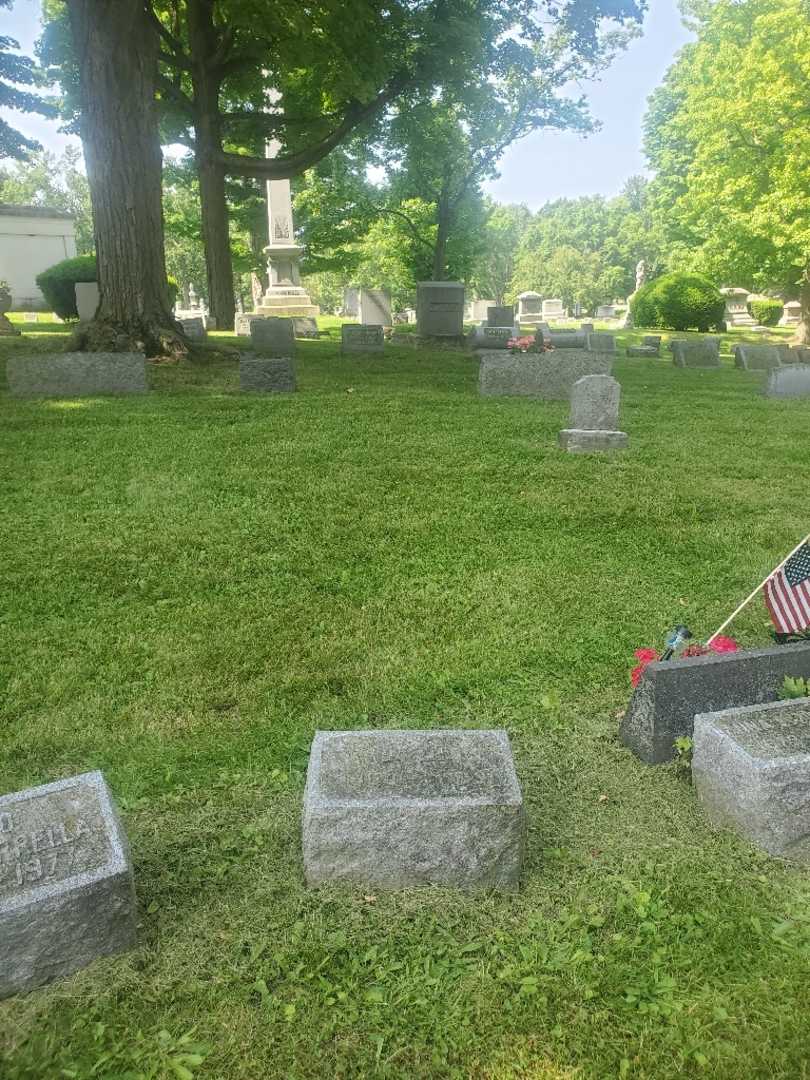 Arthur G. Ziegler's grave. Photo 1
