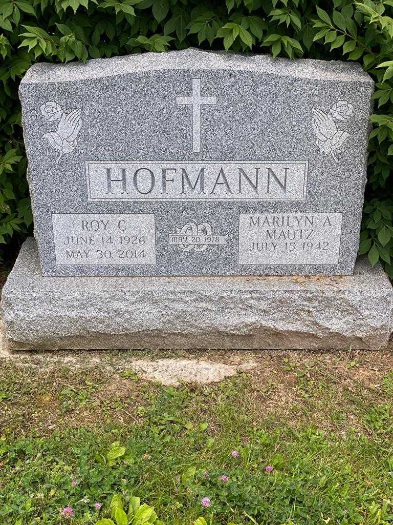 Roy C. Hofmann's grave. Photo 3