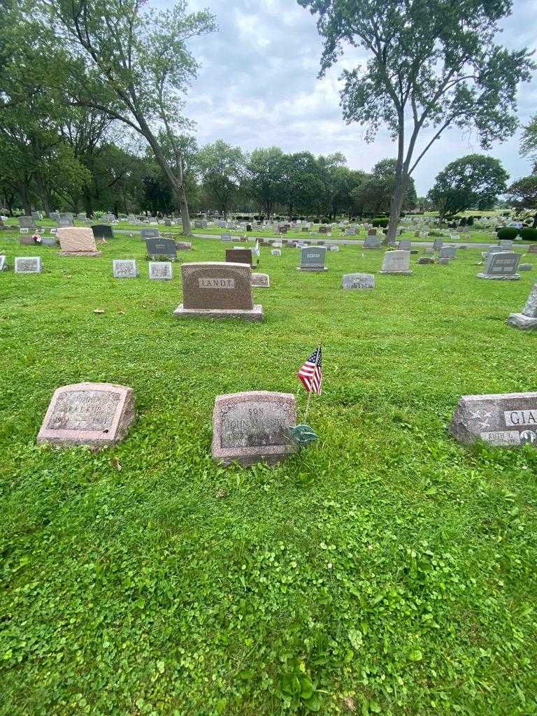 John M. Landt's grave. Photo 1