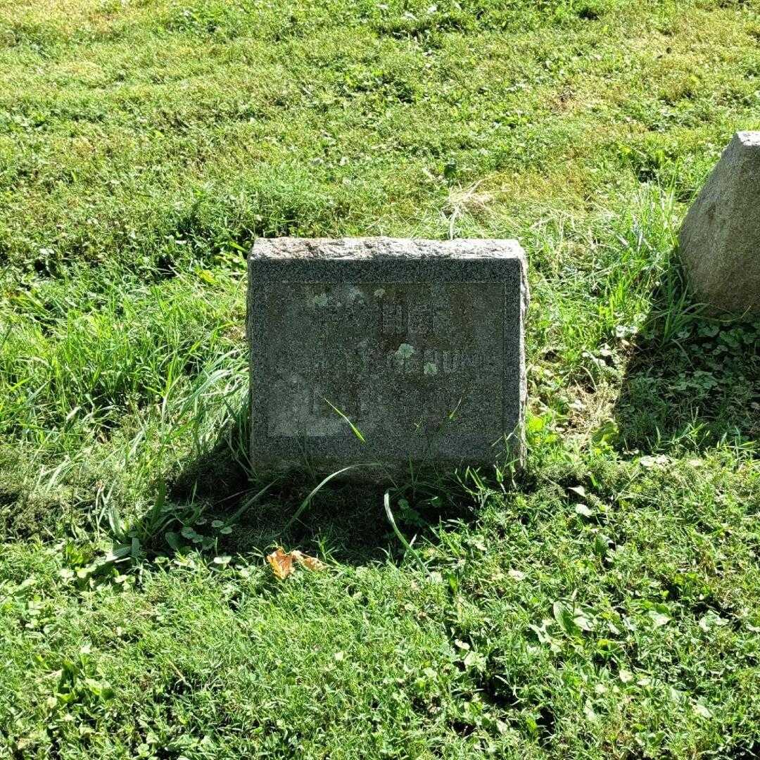 Dewitt J. Genung's grave. Photo 3