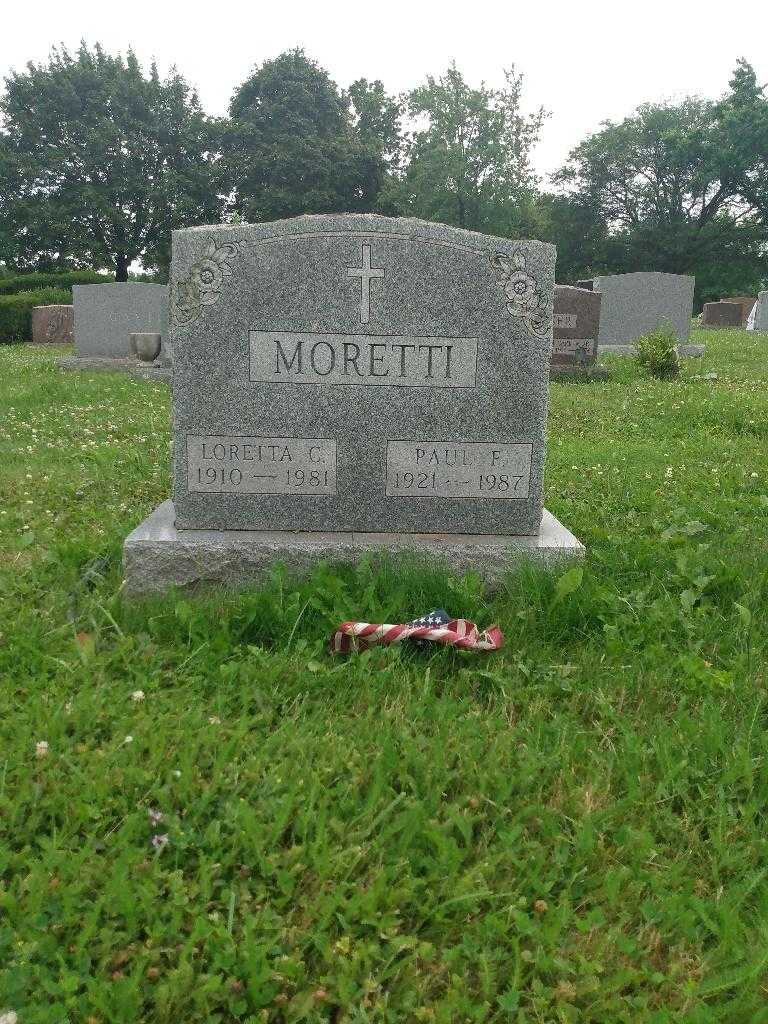 Paul F. Moretti's grave. Photo 1