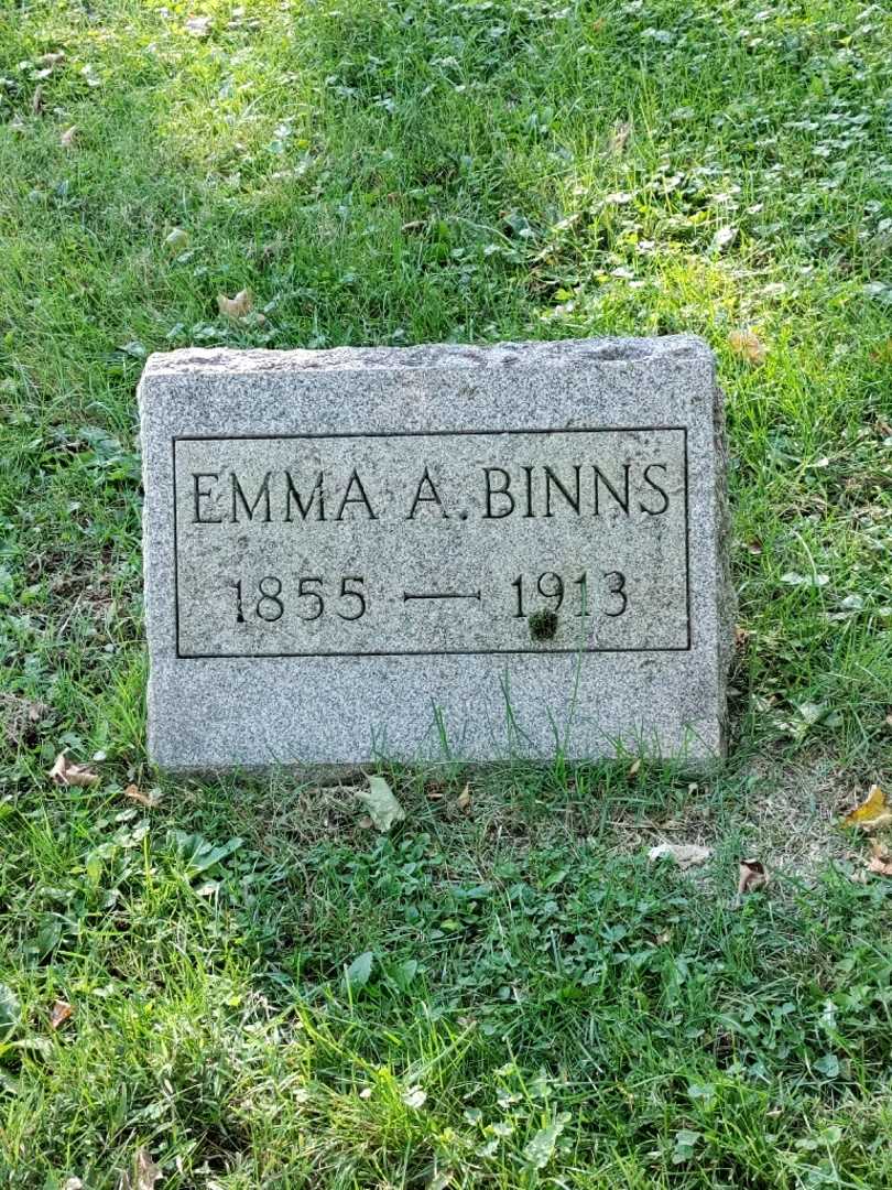 Emma A. Binns's grave. Photo 3