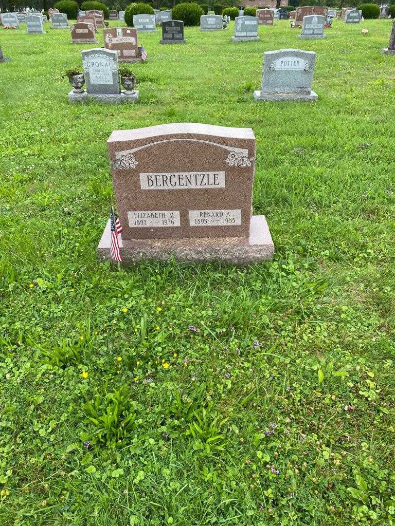 Renard A. Bergentzle's grave. Photo 2