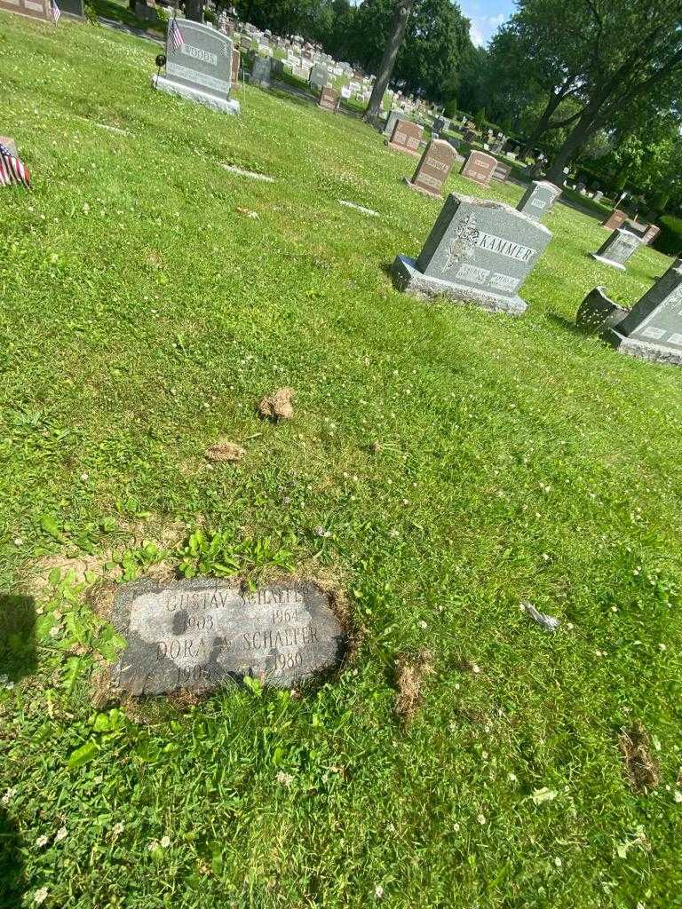 Dora A. Schafer's grave. Photo 1