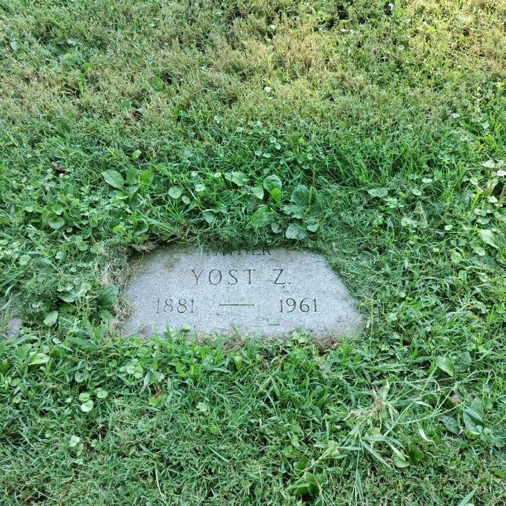 Yost Z. Woerner's grave. Photo 1