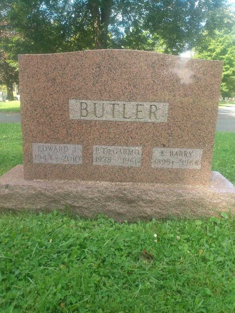 Ethel M. Barry's grave. Photo 3