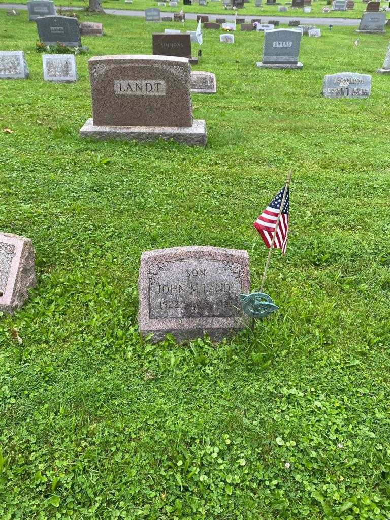 John M. Landt's grave. Photo 2