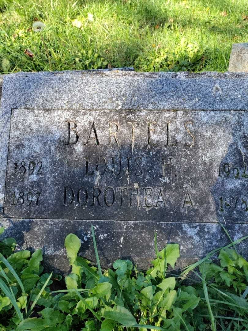 Dorotha A. Bartells's grave. Photo 3