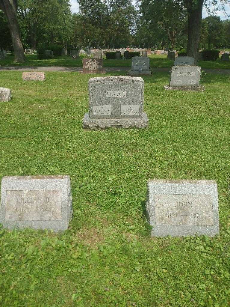John Haas's grave. Photo 3