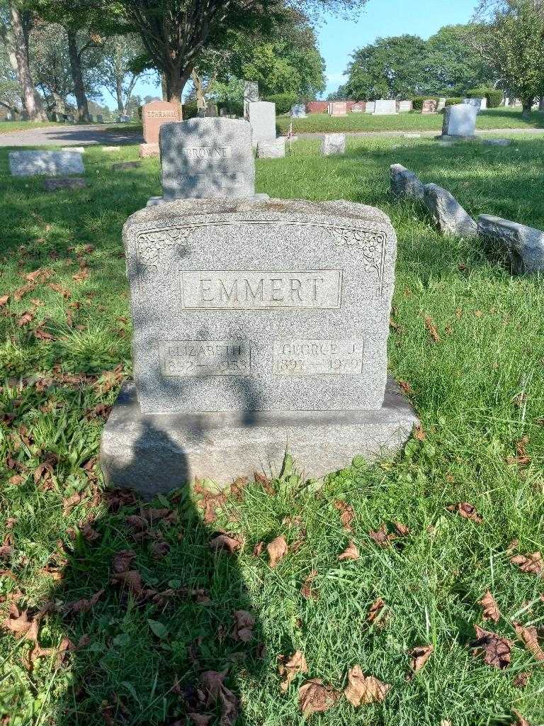 Elizabeth M. Emmert's grave. Photo 2