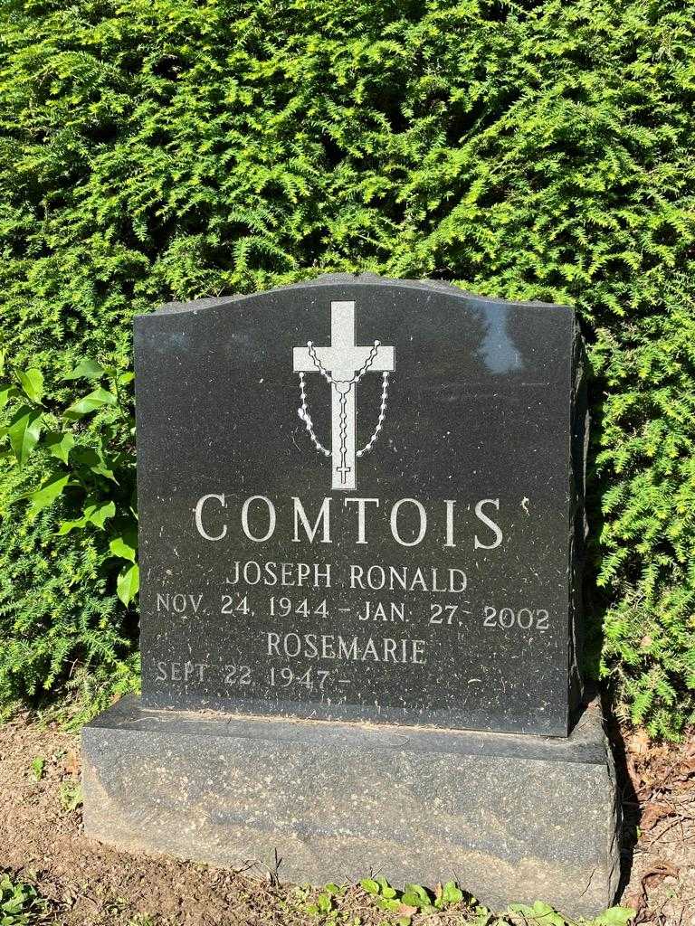 Joseph Ronald Comtois's grave. Photo 3