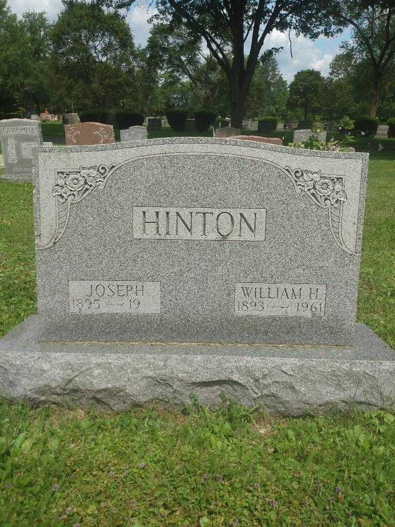William H. Hinton's grave. Photo 2