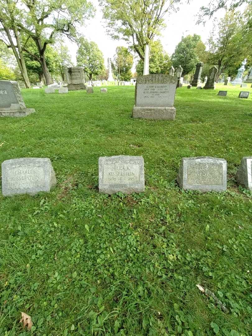 Hilda K. Kisselstein's grave. Photo 1