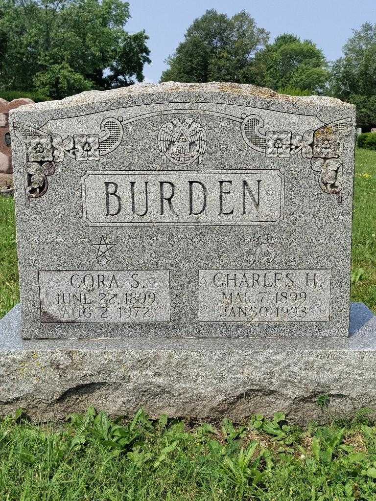 Cora S. Burden's grave. Photo 3