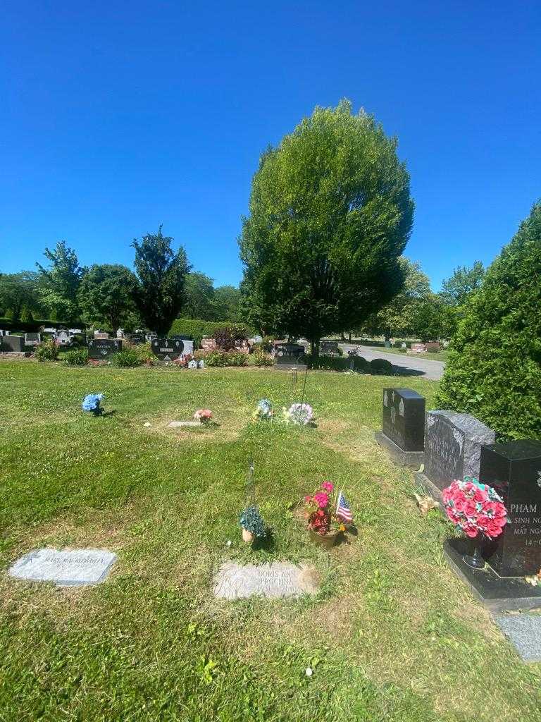 Doris Ann Prochna's grave. Photo 1