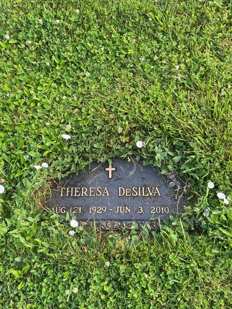Theresa DeSilva's grave. Photo 3
