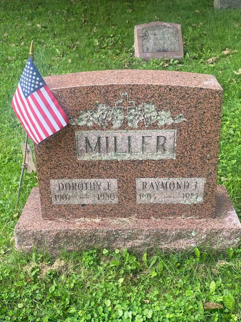 Raymond J. Miller's grave. Photo 3