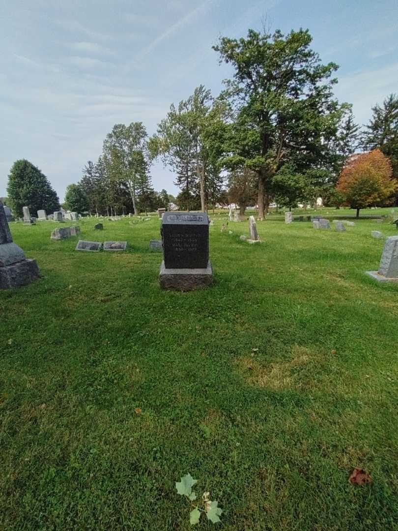 Mary Muller's grave. Photo 1