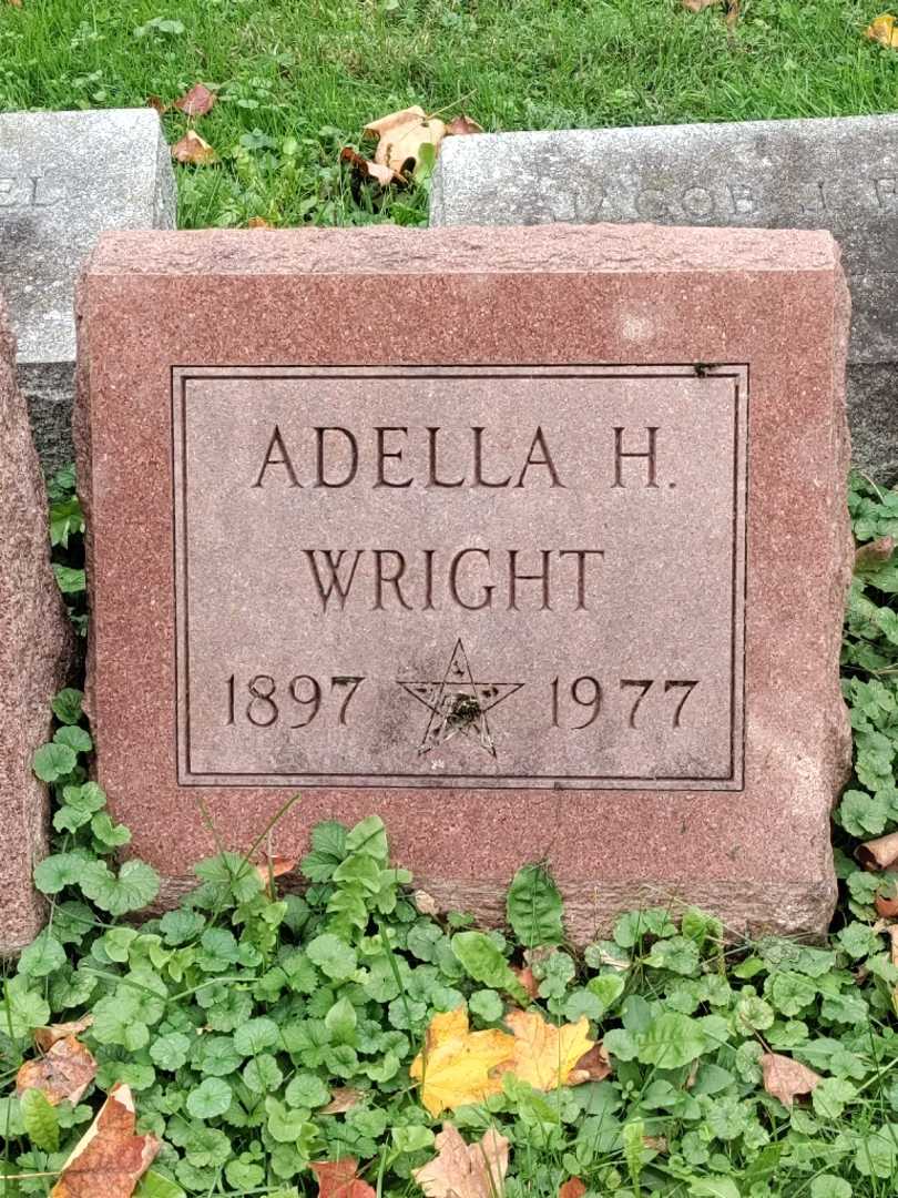 Adella H. Wright's grave. Photo 3