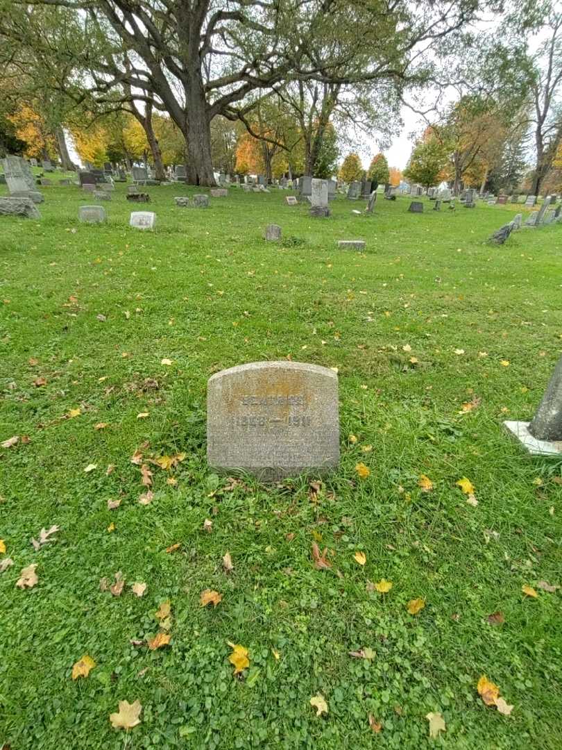 Beatrice Kingsley's grave. Photo 1