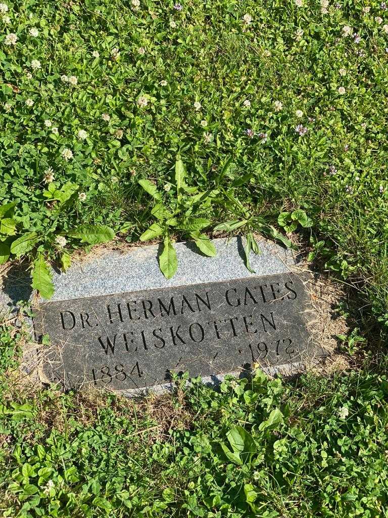 Doctor Herman Gates Weiskotten's grave. Photo 2
