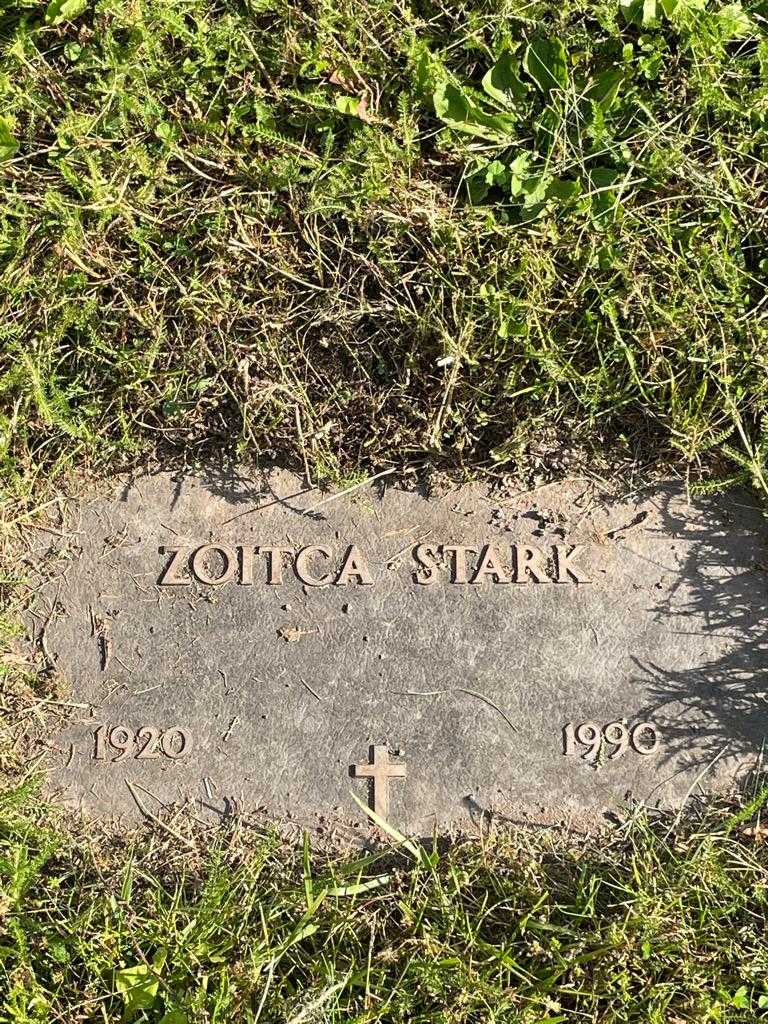 Zoitca Stark's grave. Photo 1