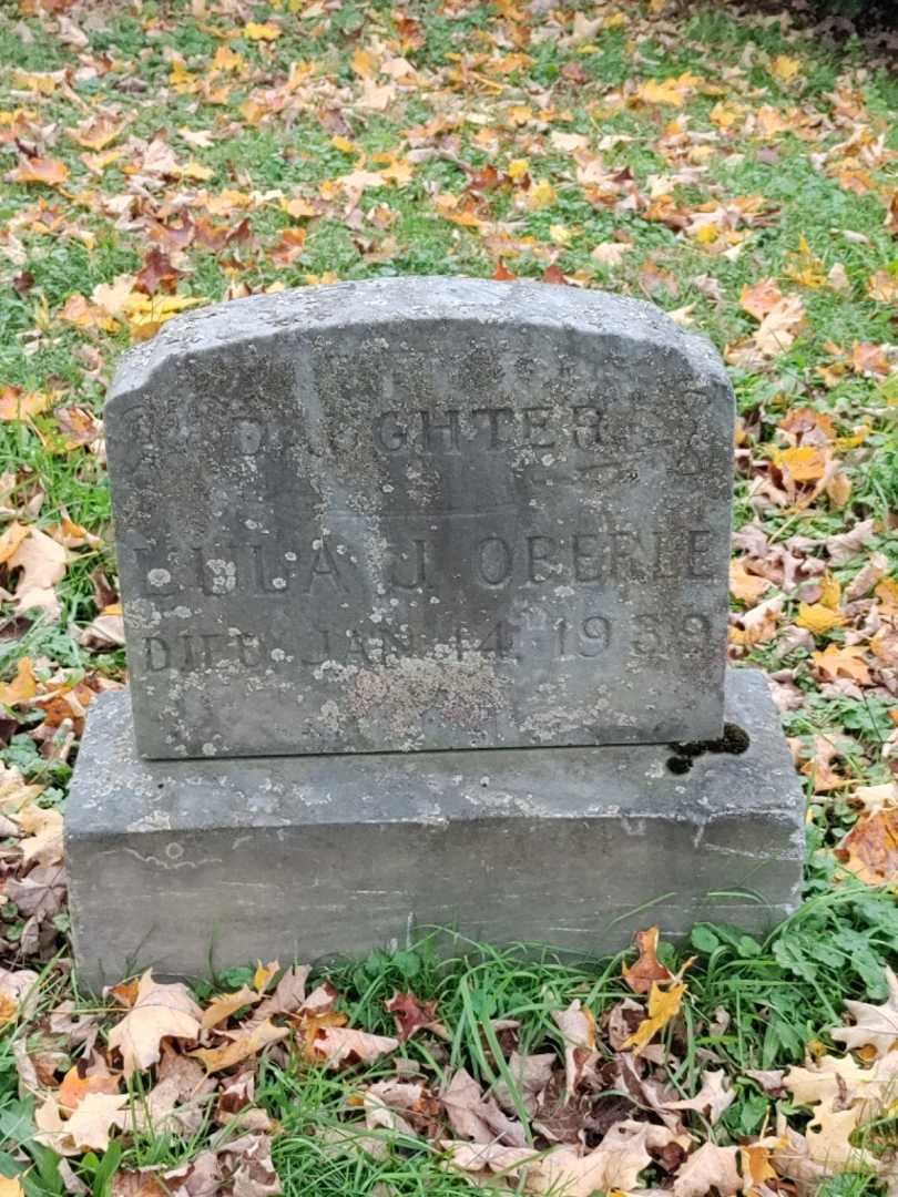 Lula J. Oberle's grave. Photo 3
