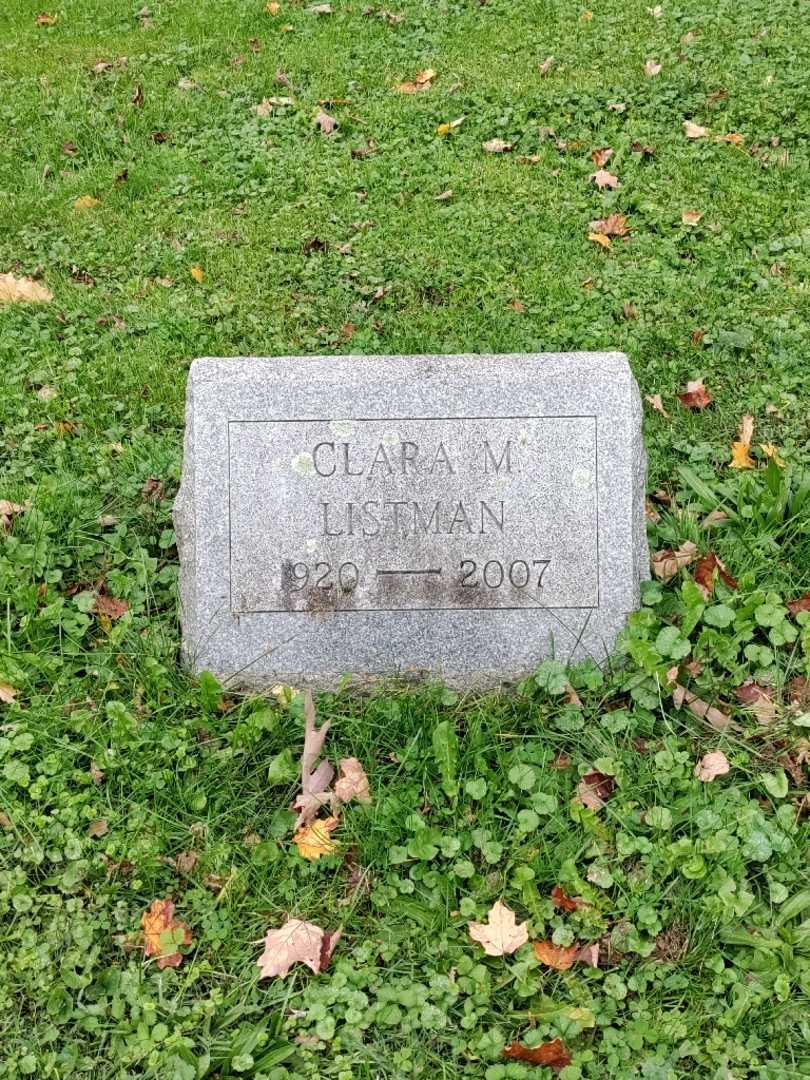 Clara M. Listman's grave. Photo 2