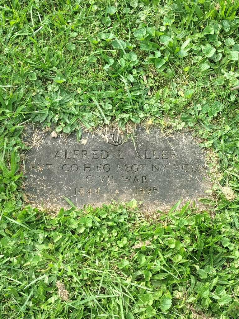 Alfred L. Aller's grave. Photo 3