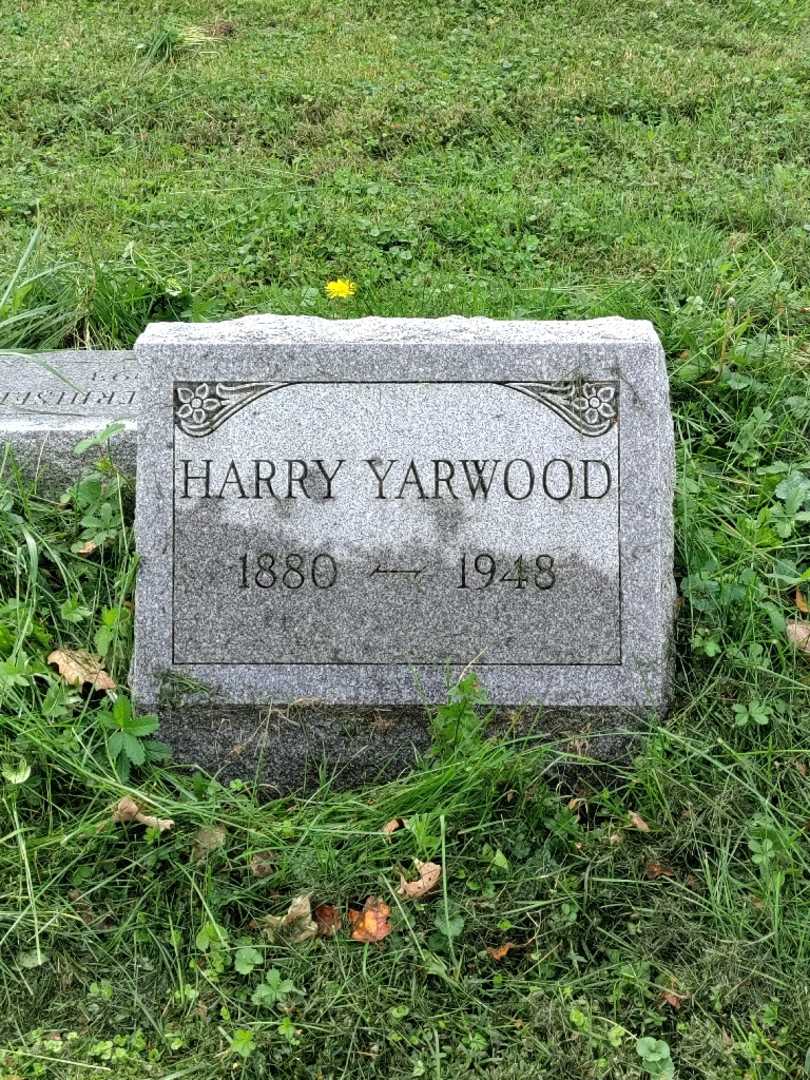 Harry Yarwood's grave. Photo 2