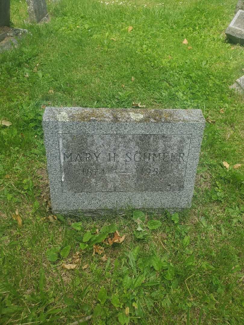 Mary H. Schmeer's grave. Photo 4