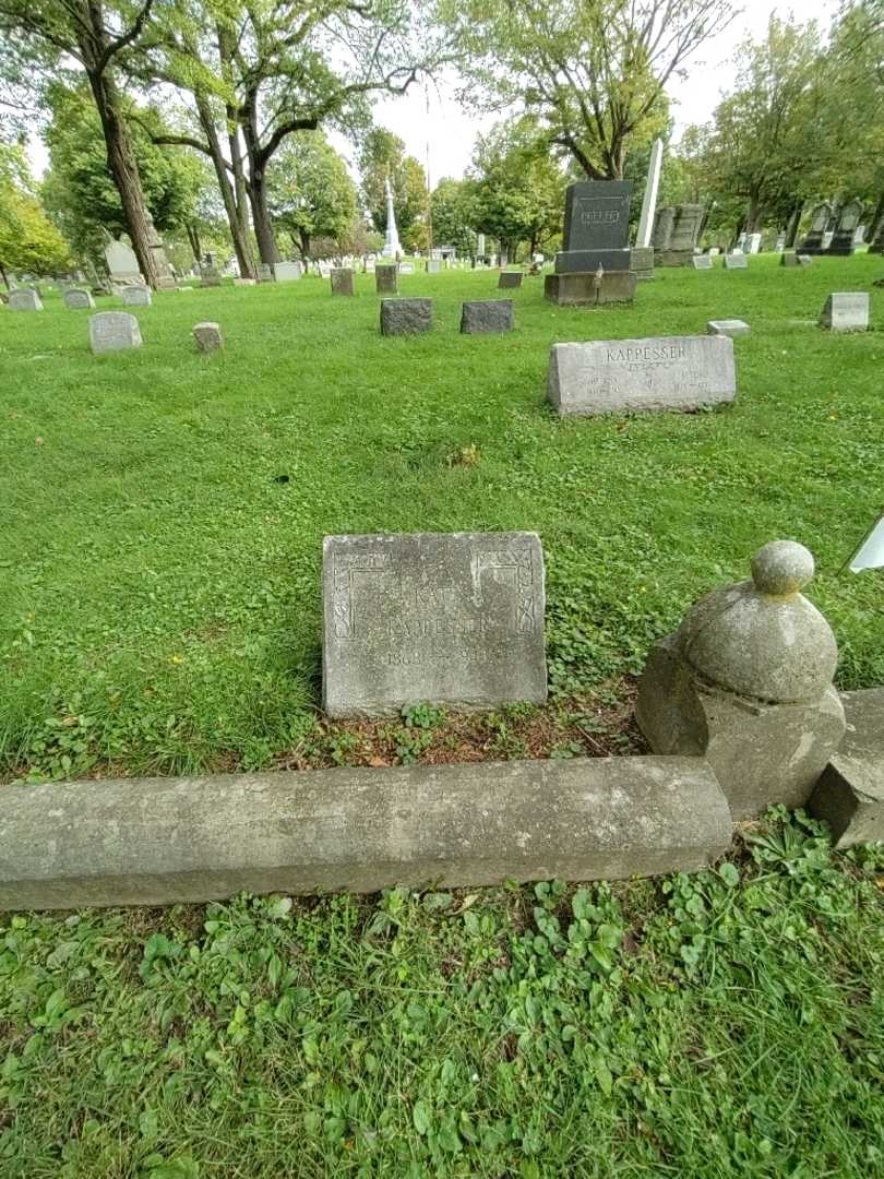 Kate Kappesser's grave. Photo 1