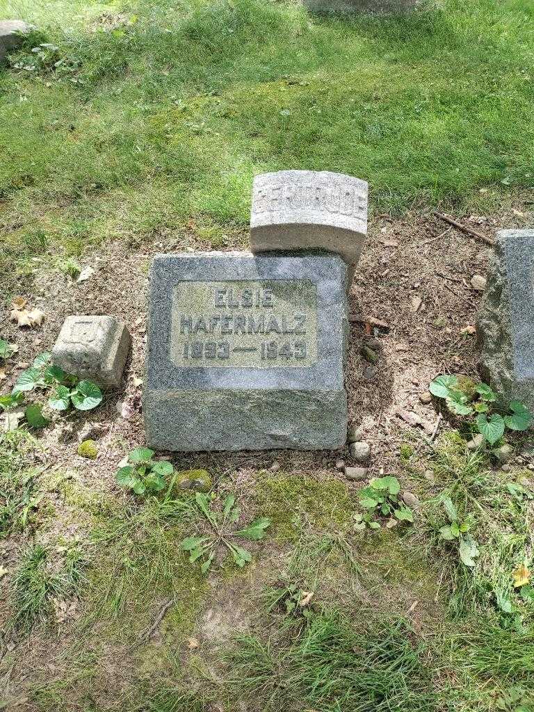 Elsie Hafermalz's grave. Photo 2