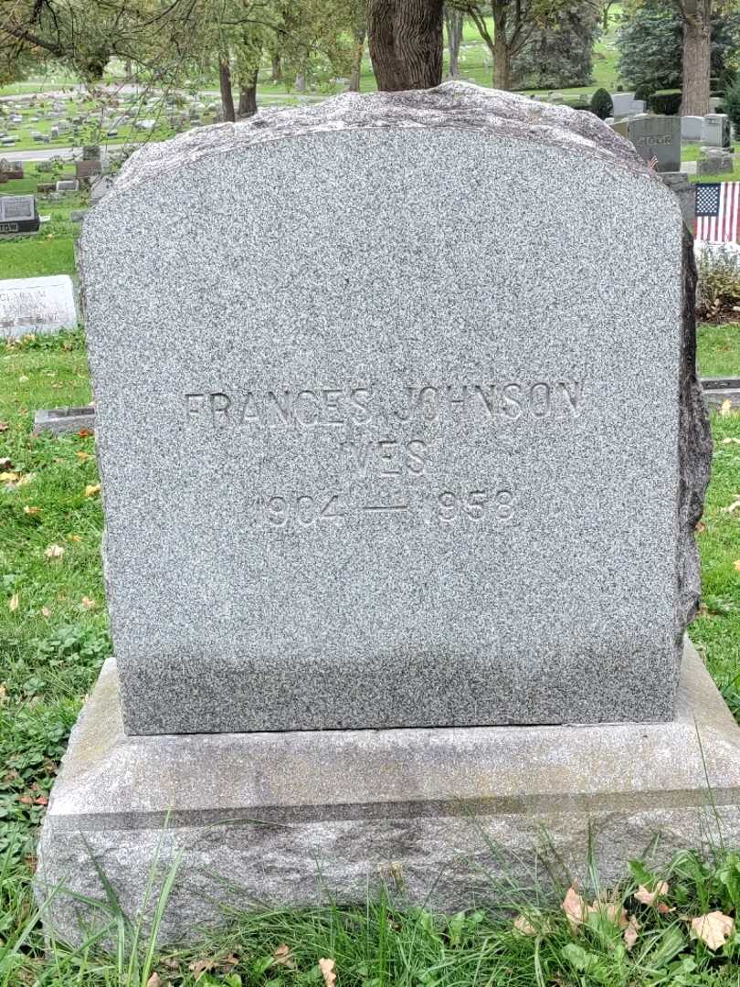Frances Ives Johnson's grave. Photo 3
