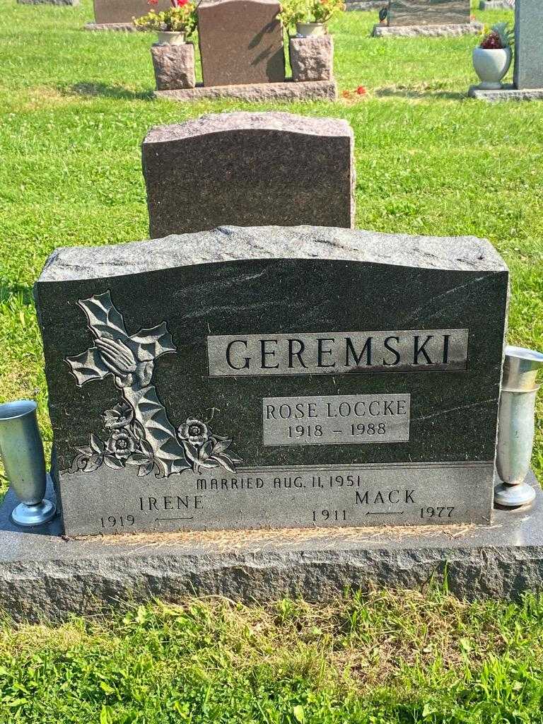 Rose Loccke Geremski's grave. Photo 3