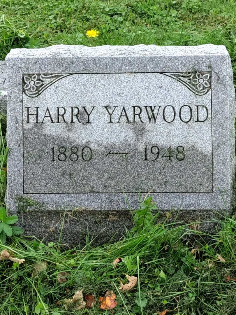 Harry Yarwood's grave. Photo 3