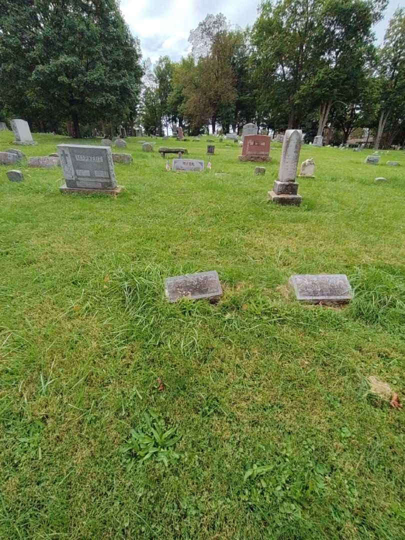 Beekman J. Hazle's grave. Photo 1