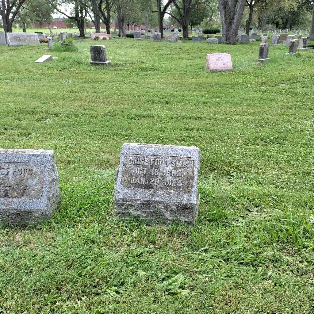 Louise Ford Sloan's grave. Photo 2