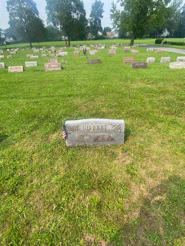 Samuel Gilbert's grave. Photo 1