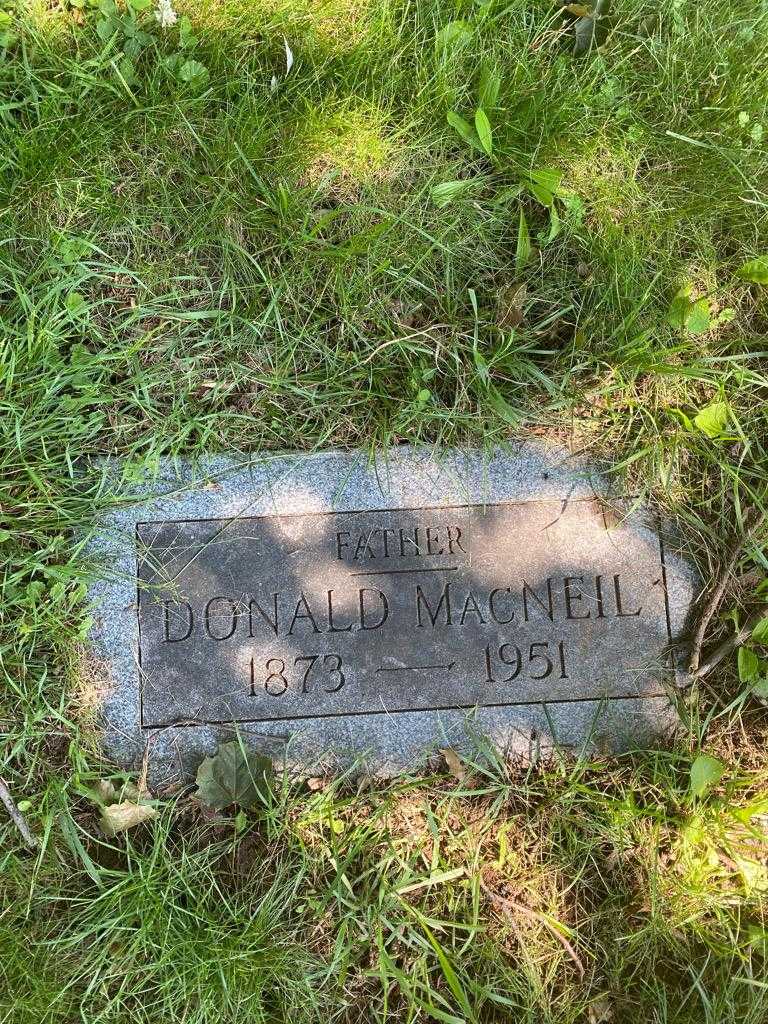 Donald MacNeil's grave. Photo 2