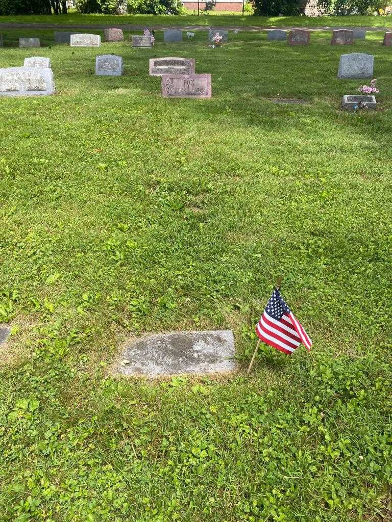 Roice L. Dunn's grave. Photo 2