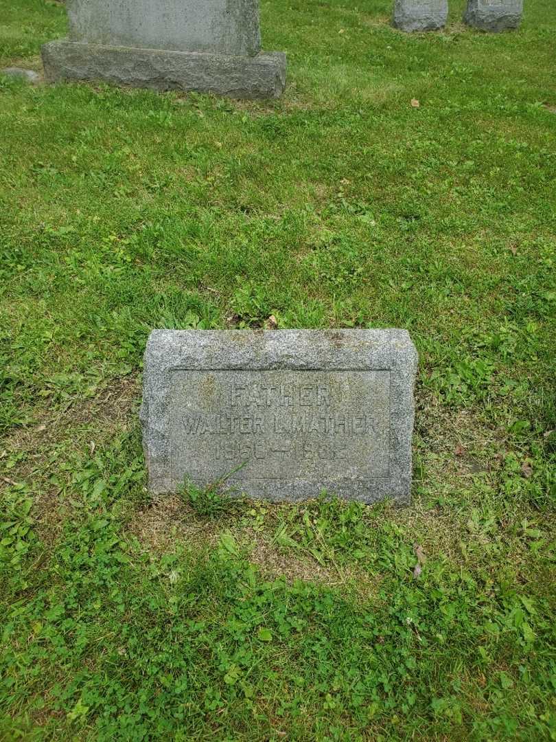 Walter L. Mather's grave. Photo 2