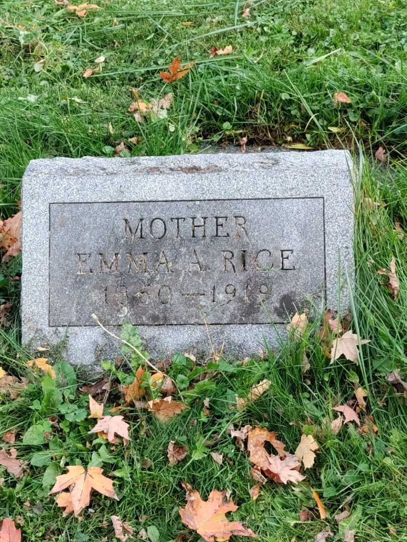 Emma A. Rice's grave. Photo 3